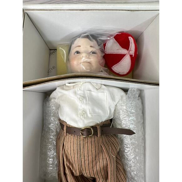 VTG 90s Spanky Porcelain Doll Little Rascals Boxed with COA Hamilton Collection - Picture 8 of 8